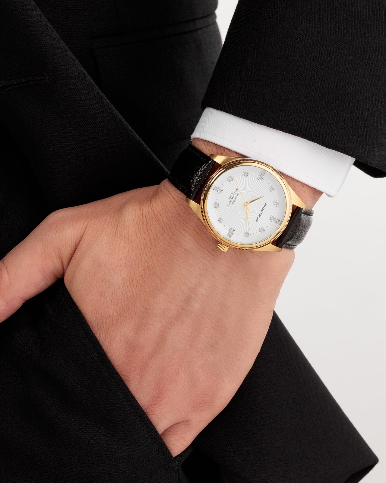 Knox™ | 40mm, White/Gold/Black-Men-Armitron
