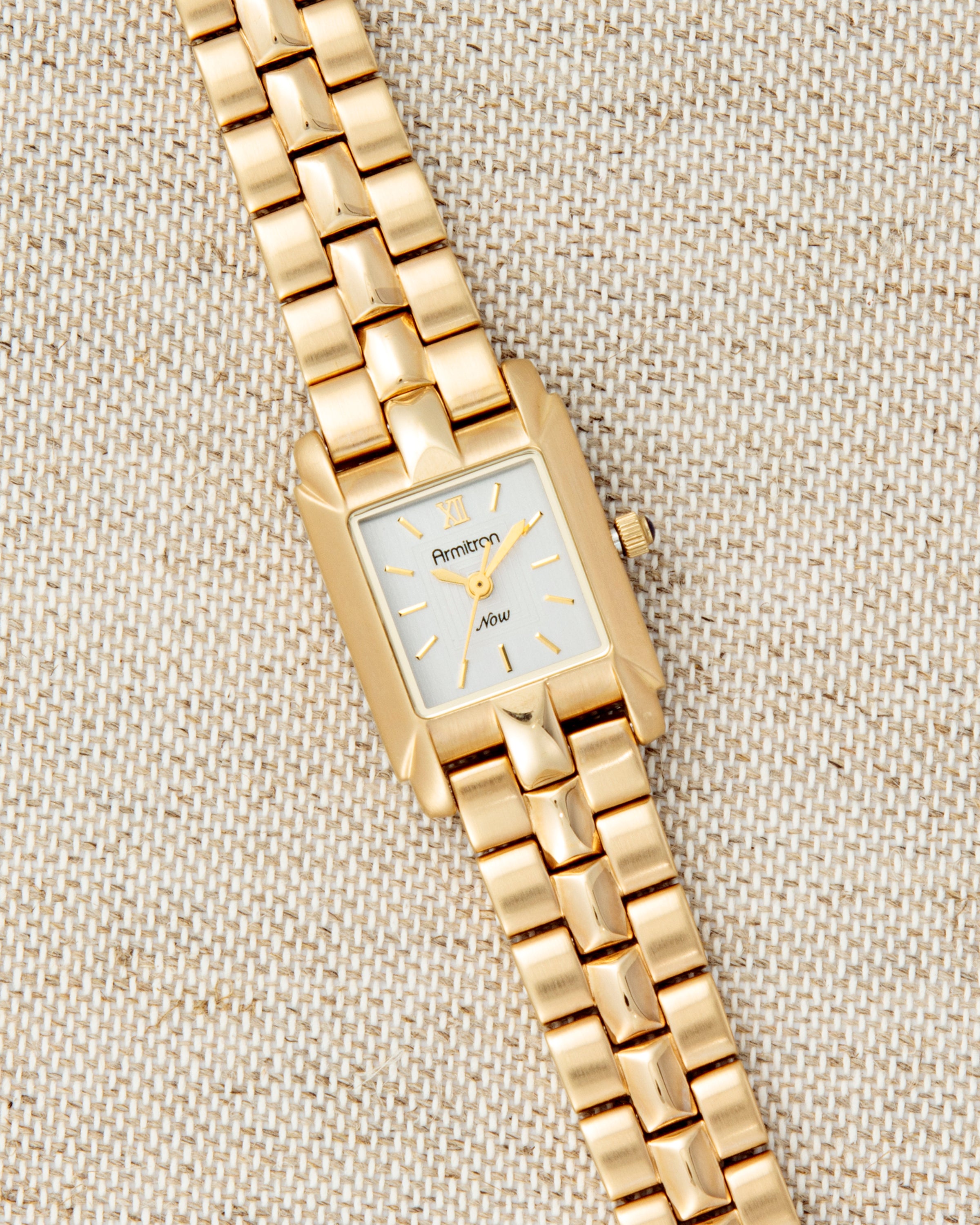 Vintage3521™ | Gold-tone-Women-Armitron