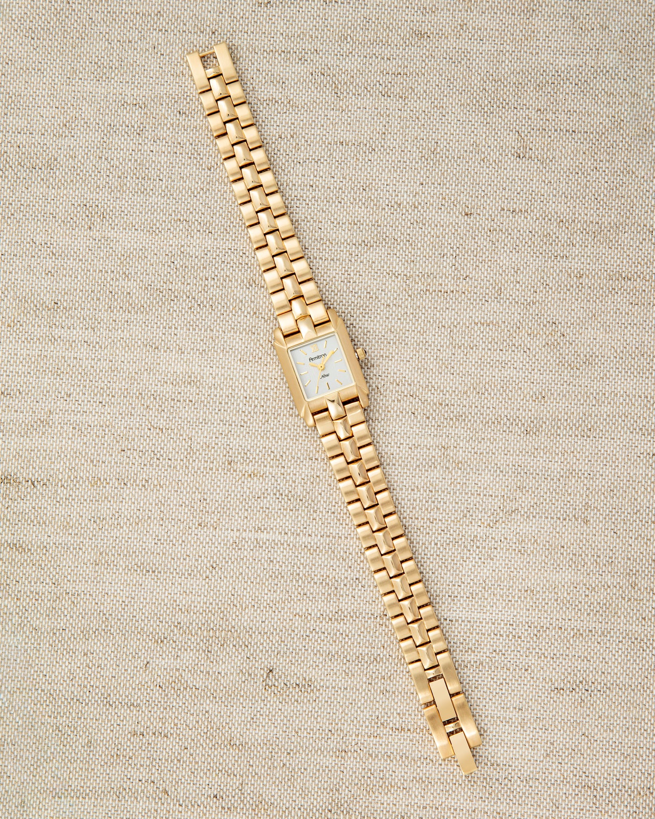 Vintage3521™ | Gold-tone-Women-Armitron